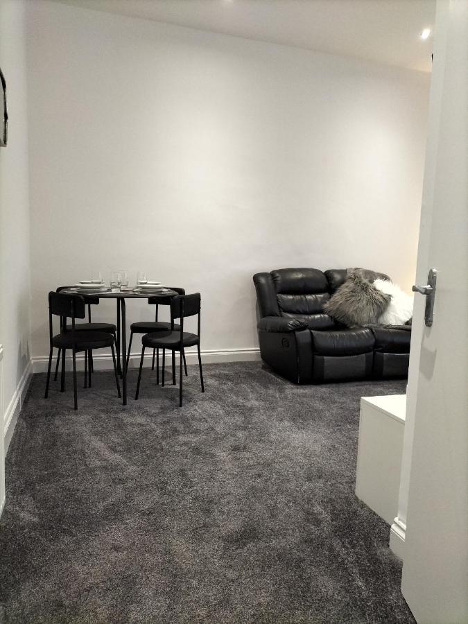 Apartament Maze Great Escape Ayr Zewnętrze zdjęcie